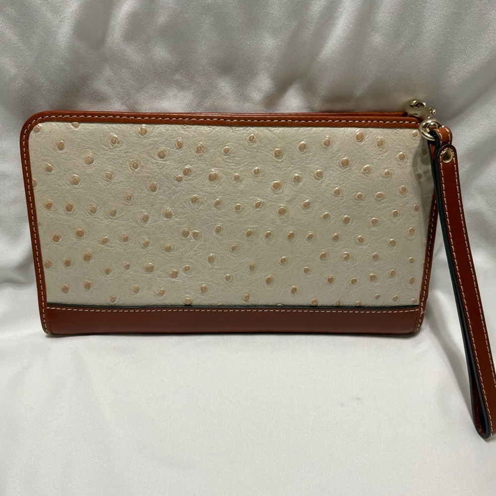 EUC Dooney & Bourke Ostrich Pearl Bone Clutch/Wristlet with leather trim - Picture 2 of 6